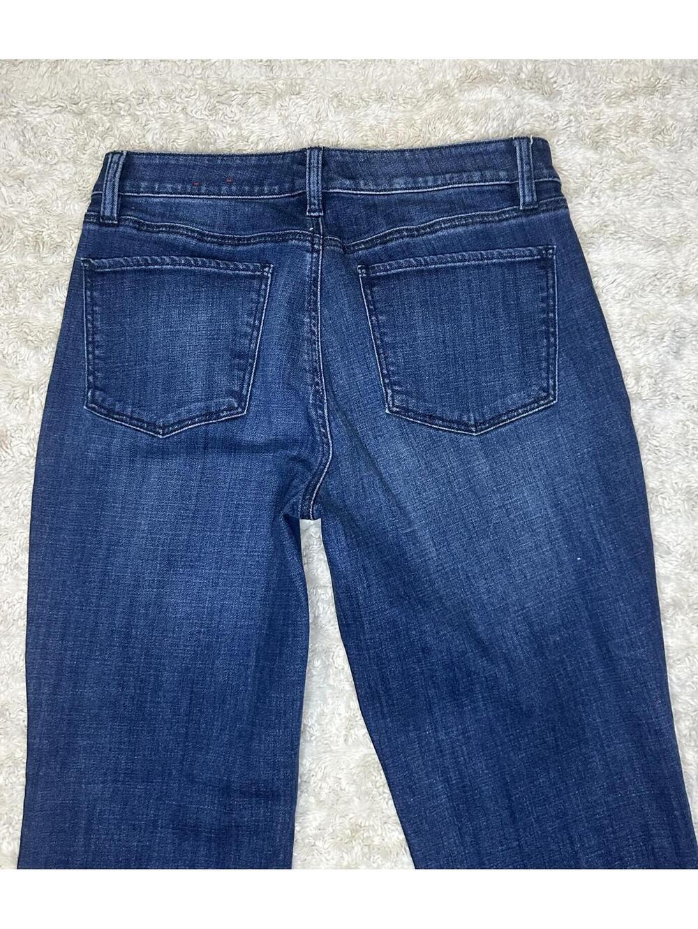 Talbots Flawless Five Pocket bootcut curvy medium wash denim jeans Size 6 - Picture 7 of 7